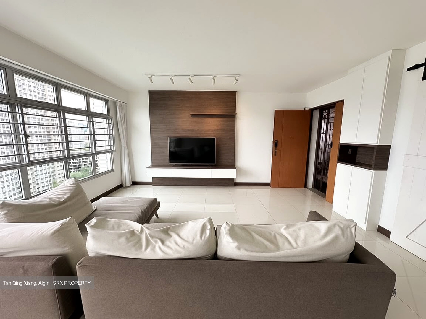 Blk 292C Skypeak @ Bukit Batok (Bukit Batok), HDB 5 Rooms #585829201